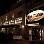 Schild für das Restaurant Tratoria al forno