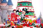 Mickey und Minnie mit Donald bei der Weihnachtsparade
