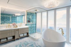 Raya Royal Suite Bad