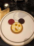 Dessert in Form und Farben von Mickey Mouse Dessert in Form und Farben von Mickey Mouse