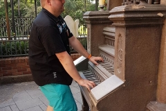 Torsten spielt Orgel