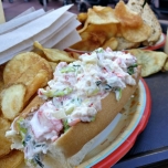 Lobster Rollmit Kartoffelchips