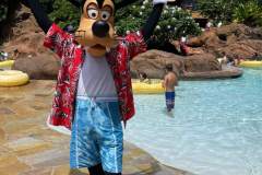 Goofy Meet & Greet in Disney's Aulani Goofy Meet & Greet in Disney's Aulani