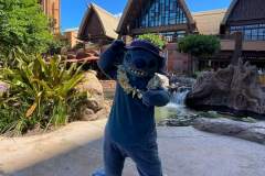 Stitch Meet & Greet in Disney's Aulani Stitch Meet & Greet in Disney's Aulani