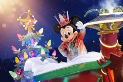 Mickey Mouse bei Mickey's Dazzling Christmas Parade