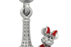 Minnie Mouse und der Eiffelturm