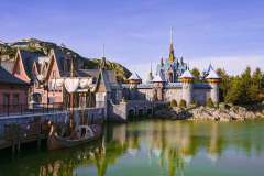 Lagune vor dem Arendelle Schloß