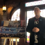 Disney Imagineer präsentiert eine Show