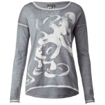 Ein hellgrauer Langarmpulli mit Mickey Mouse Motiv