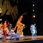 One Mans Dream Show mit seltenen Charakteren von ,,Das grosse Krabbeln''
