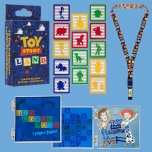 Pins im Look von Toy Story