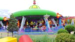 Bunte Alien Attraktion