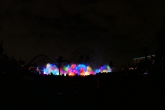 Ballons auf der Wasserleinwand von World of Colour