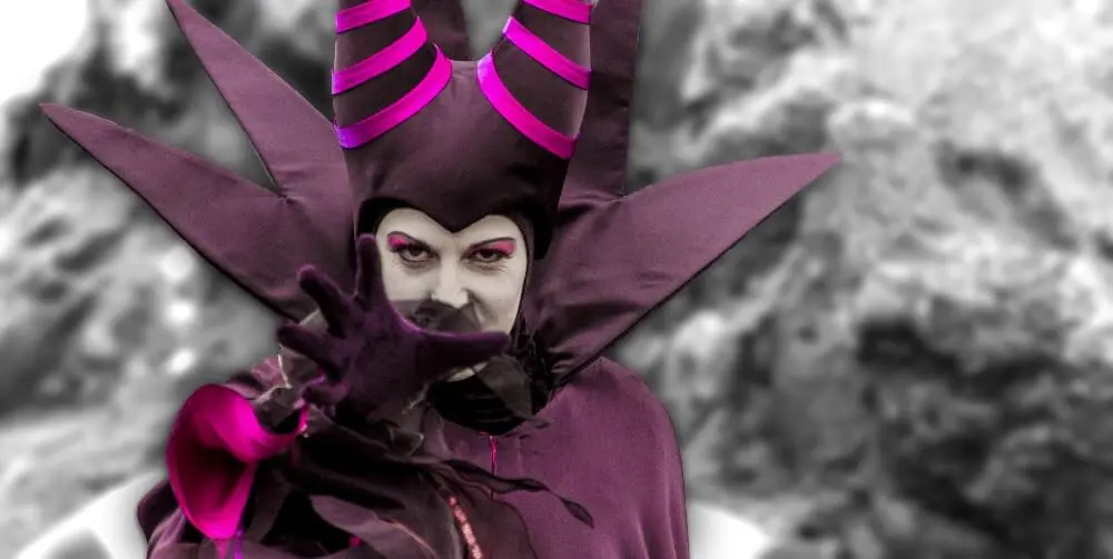 Maleficent im Disneyland treffen