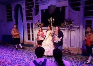 Attraktion Enchanted Tales with Belle im Magic Kingdom