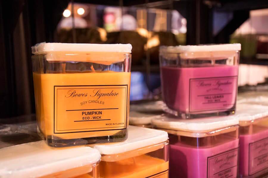 Bowes Signature Soy Candles Zwei Kerzen im Glas bei Bowes Signature Soy Candles