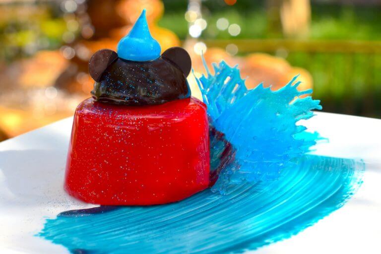 Zauberer Mickey Kuchen Roter Kuchen mit Zauberhut und Ohren