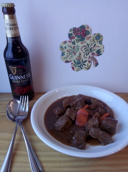 Fertiges Guinness Stew Fertig zubereitetes Guinness Stew