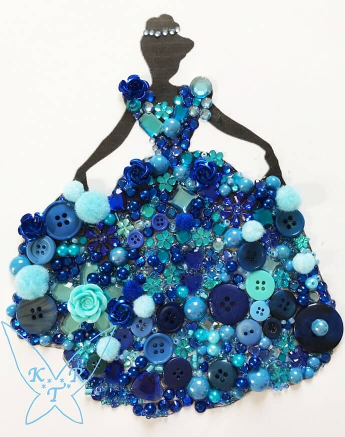 komplettes Knopfbild mit Cinderella-Motiv