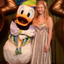 Lara mit Donald Duck als Great Donaldo