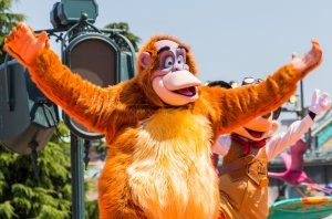 King Louie King Louie, der Affe aus Dschungelbuch beim Tanzen