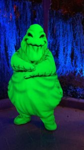 Oogie-Boogie steht zum einem Meet & Greet bereit