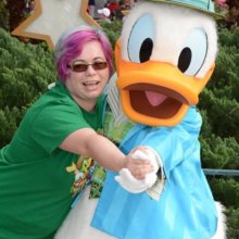 Nina mit Donald Duck