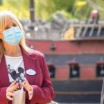 Natacha Rafalski mit Cast Membern in Disneyland Paris