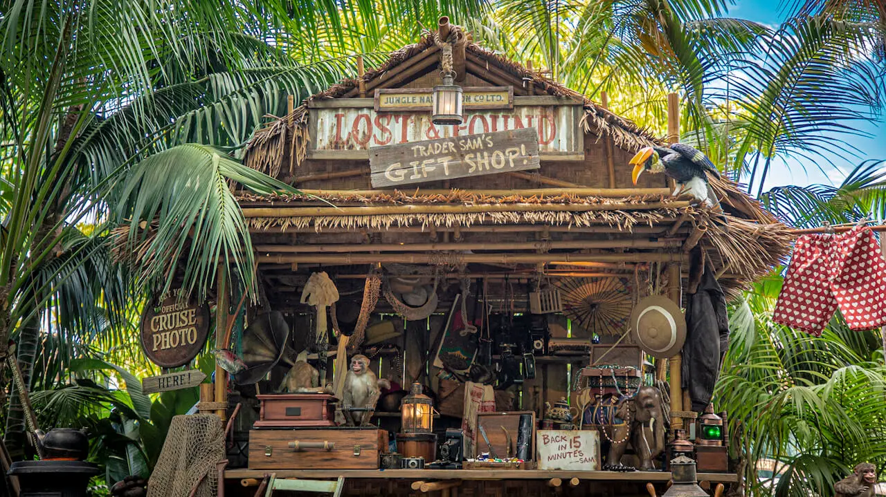 Trader Sam's Shop Trade Sam sammelt Andenken im Souveniershop