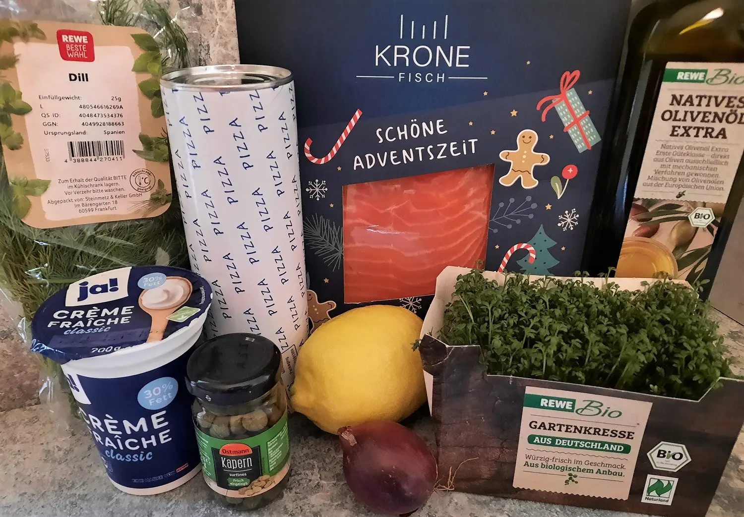 Zutaten für Lachspizza Zutaten für die Smoked Salmon Pizzetta