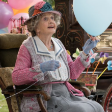 Angela Lansbury als Ballonverkäuferin in "Mary Poppins Returns"