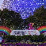 Spaceship Earth mit Log Festival of Arts