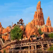Big Thunder Mountain dreht ab 21.6.2025 wieder sein Runden im Frontierland
