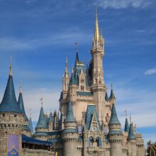 Cinderella Castle im Magic Kingdom aus der Nähe fotografiert.