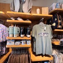 Excliver Merch im Walt Disney Studio Store