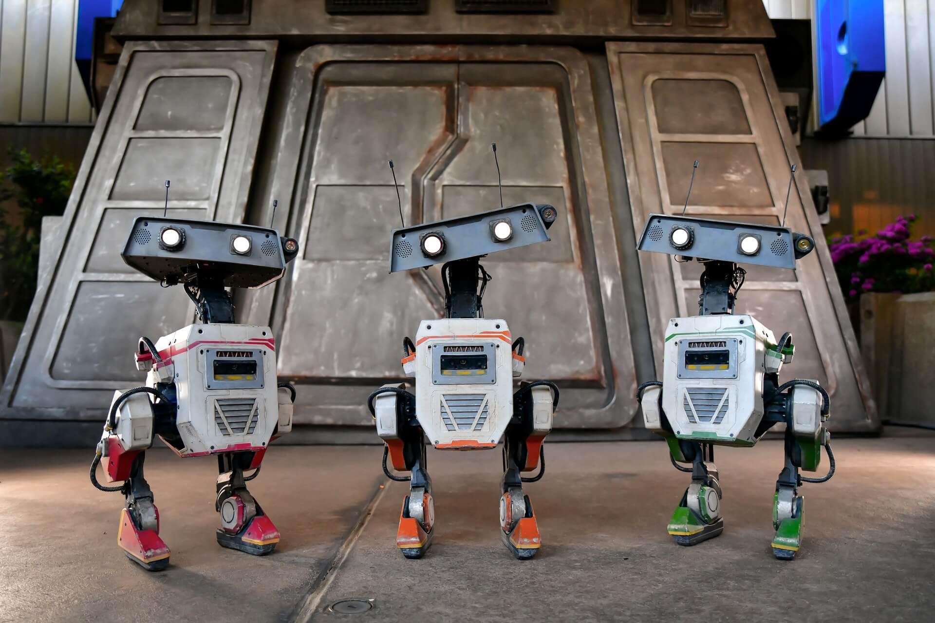 Drei BDX-Droiden im Discoveryland