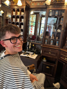 Ein perfekter Haarschnitt in Dapper Dan's Haircuts