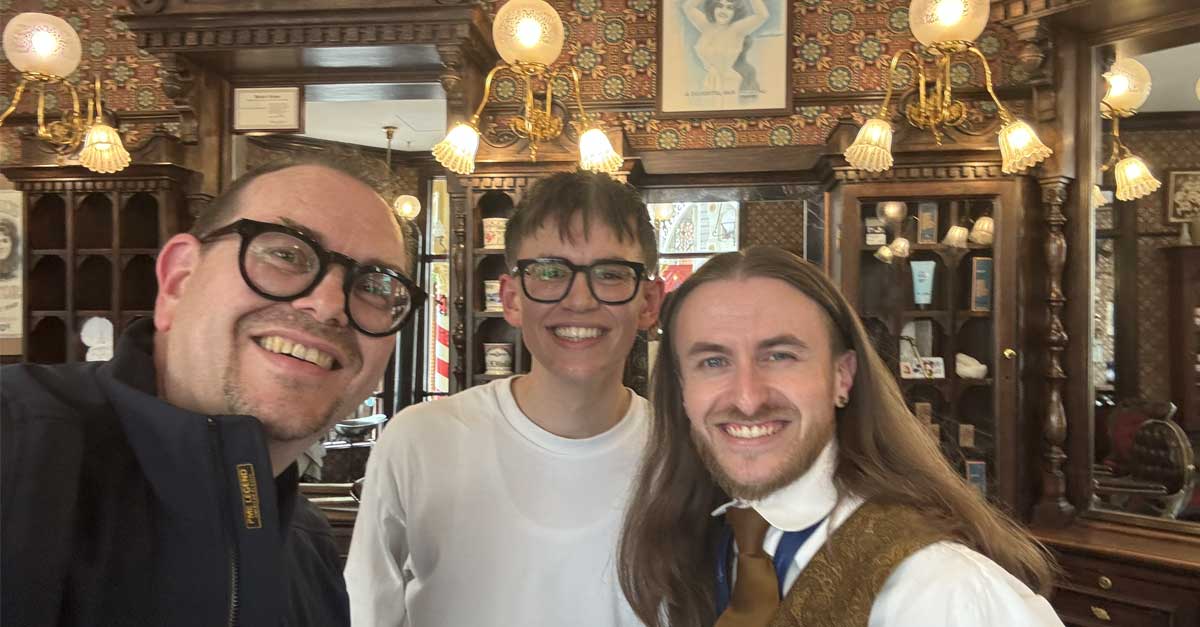 Jens & Fin mit dem Florent Choqet, Florent ist Friseur bei Dapper Dan's Hair Cuts