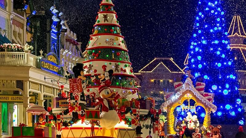Disneyland Weihnachten 2022 Märchenhafte Weihnachtszeit im Disneyland Paris