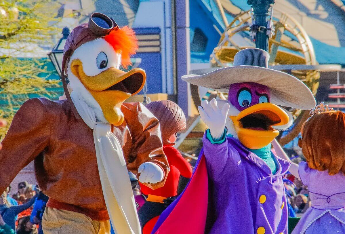 Ducktales bei der Show zum 25. Jubiläum von Disneyland Paris: Quack der Bruchpilot und Darkwing Duck