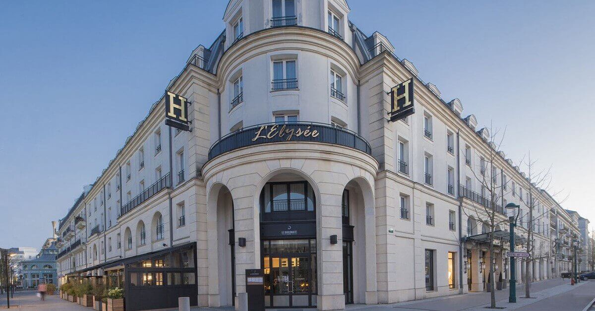Eingang des Disneyland Paris Partnerhotels l'Elysee Val d'Europe