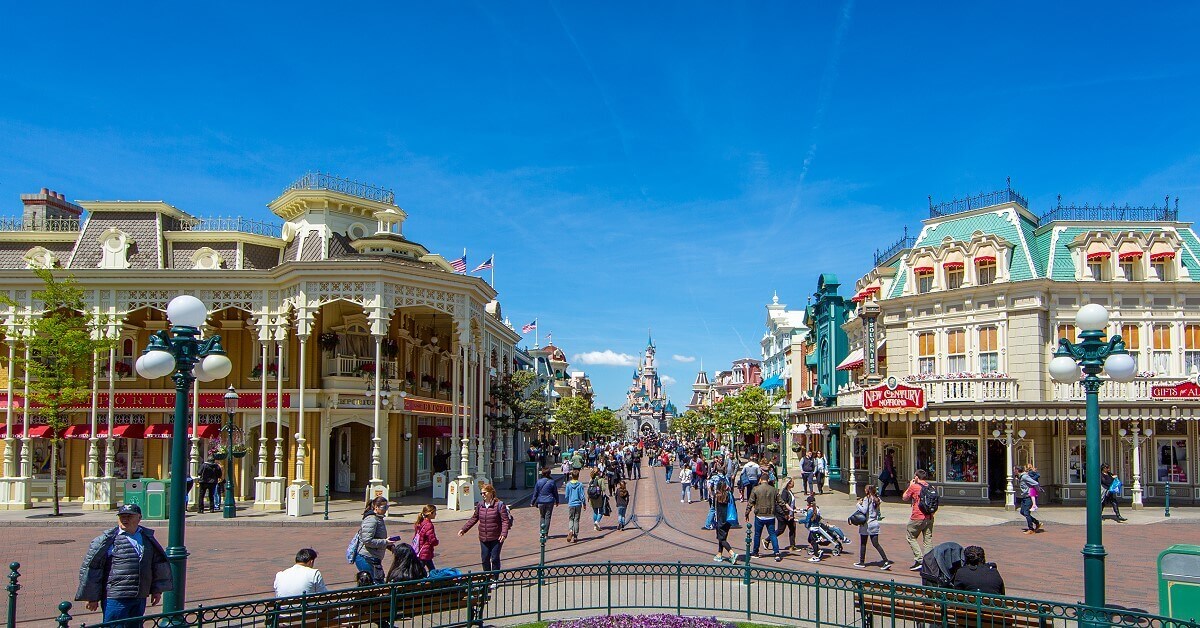 Sleeping Beauty Castle in Disneyland Paris DLP  Sleeping beauty castle, Disneyland  paris, Disney wallpaper